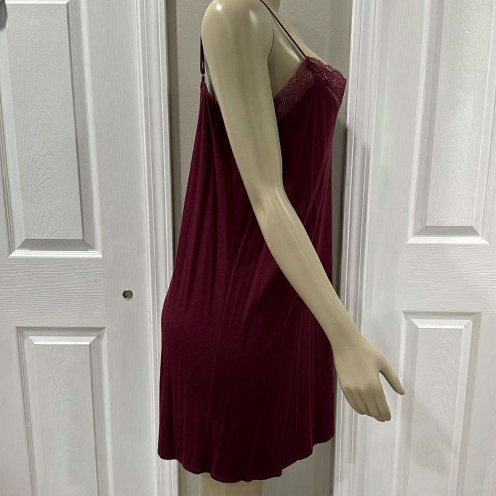 HANRO  LACE CHEMISE - Picture 3 of 6